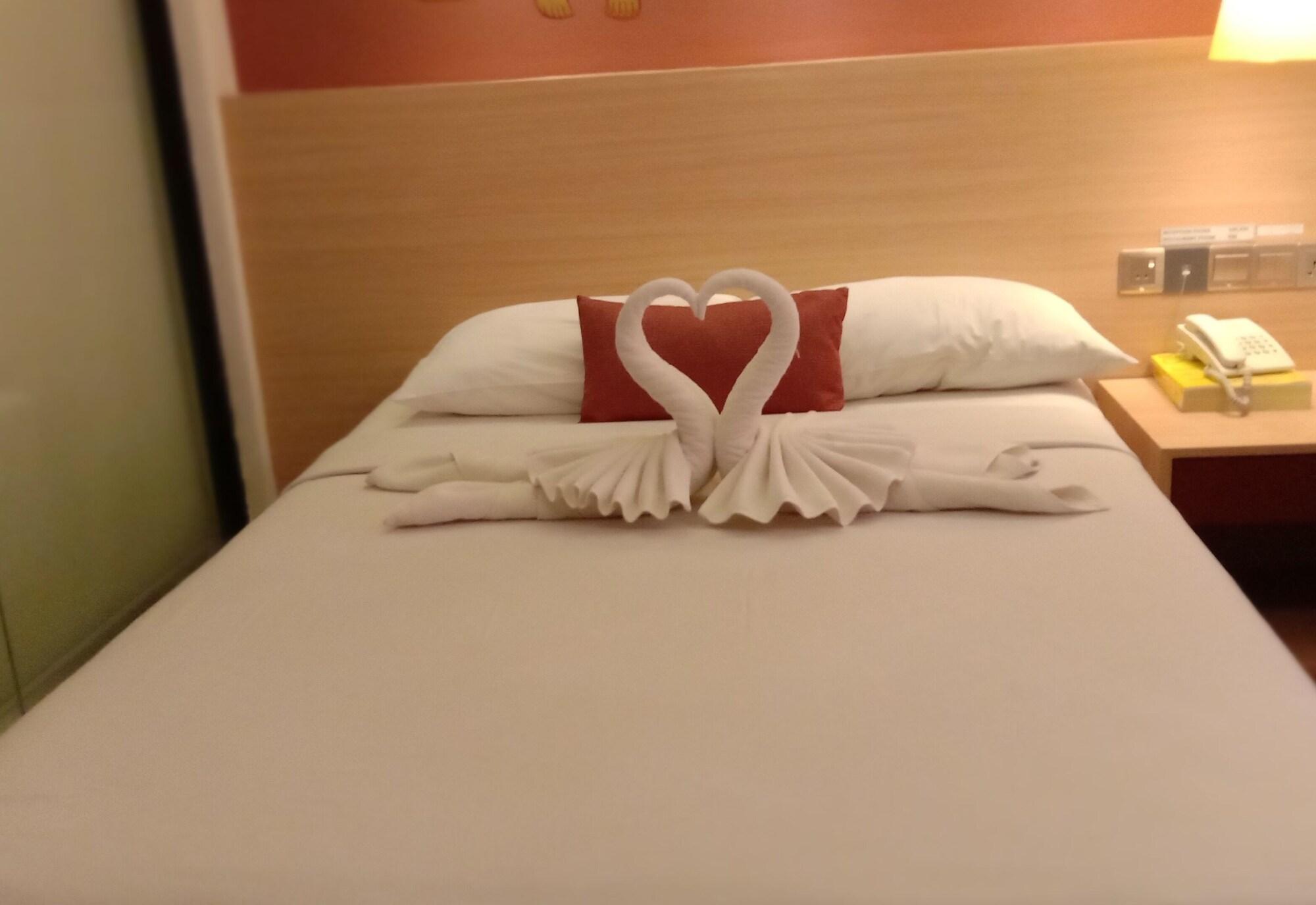 Shwe Pyi San Yar Hotel Yangon Ngoại thất bức ảnh