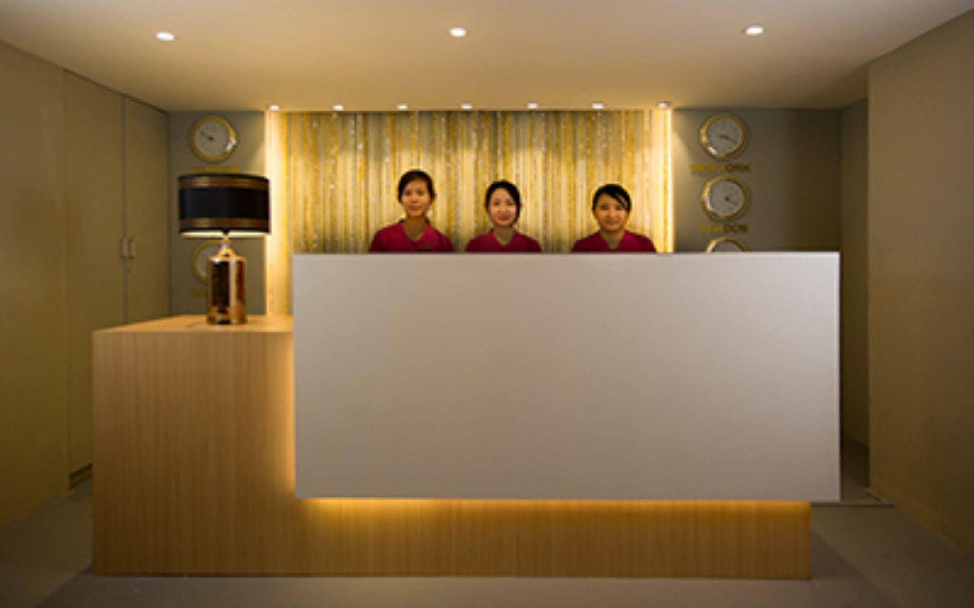 Shwe Pyi San Yar Hotel Yangon Ngoại thất bức ảnh