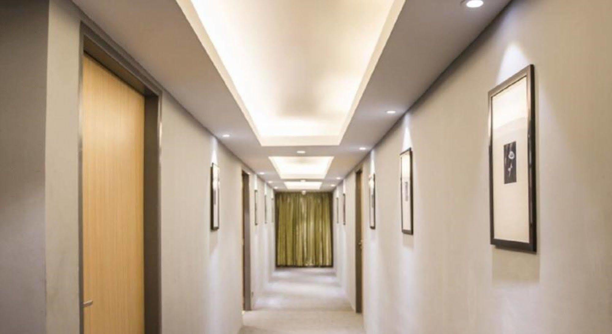 Shwe Pyi San Yar Hotel Yangon Ngoại thất bức ảnh
