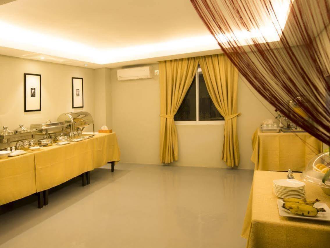 Shwe Pyi San Yar Hotel Yangon Ngoại thất bức ảnh